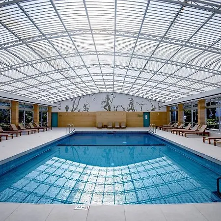Sunconnect Marina Hotel