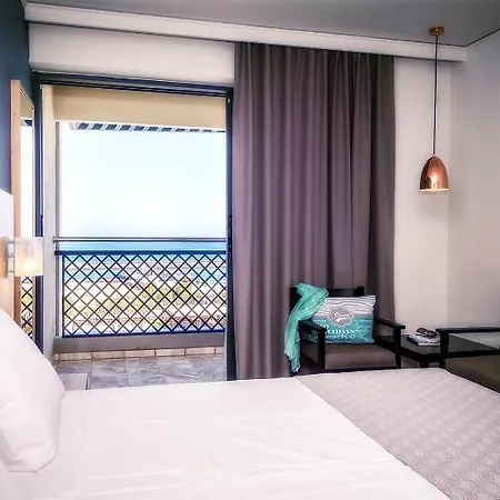 Sunconnect Marina Hotel 4*
