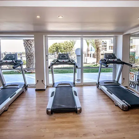 Sunconnect Marina Hotel