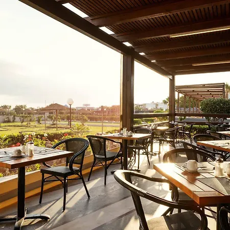 Sunconnect Marina Hotel